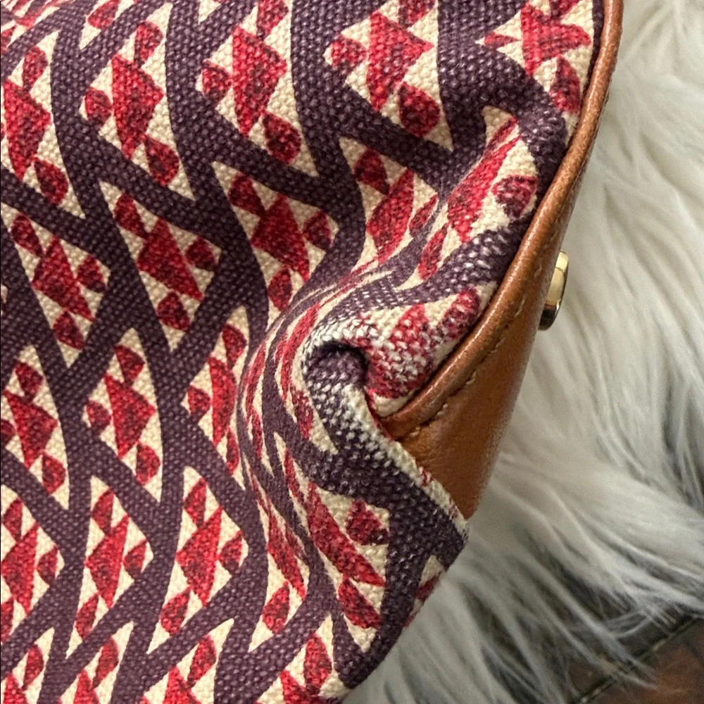 Rare TORY BURCH Jaden Tote Retails $498 - Picture 8 of 16